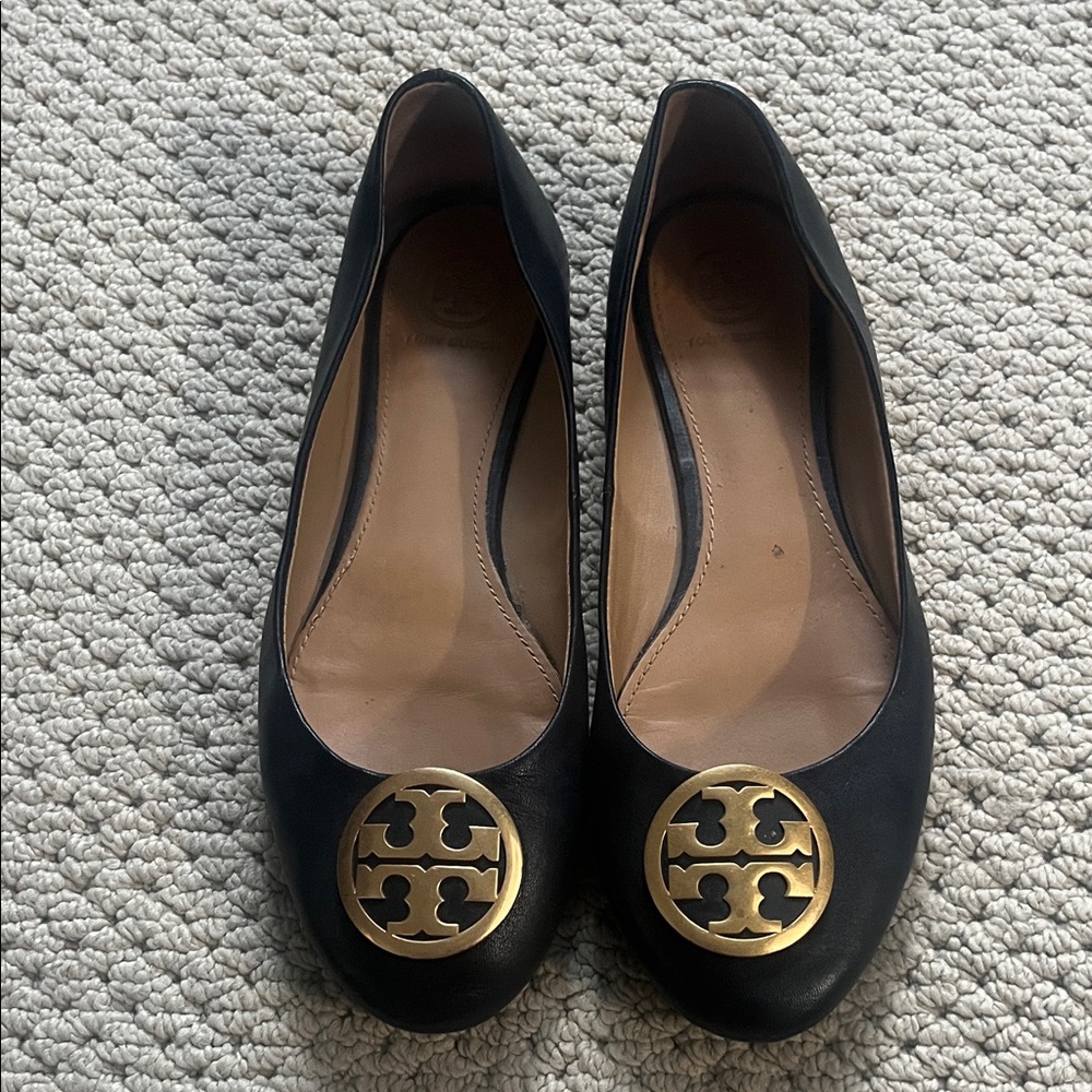 Tory Burch Black Loafers with Gold Emblem
